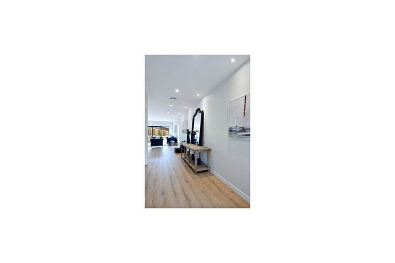 Photo of property in 39 Pacific Heights Road, Orewa, 0931