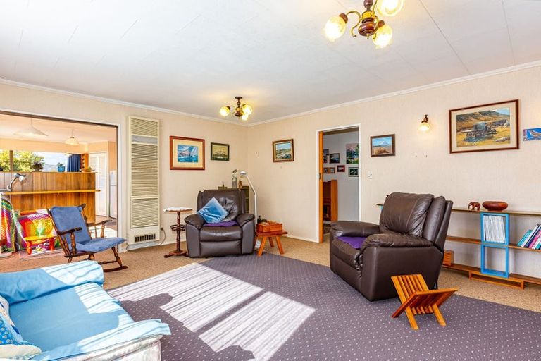 Photo of property in 8 Tregony Place, Camborne, Porirua, 5026