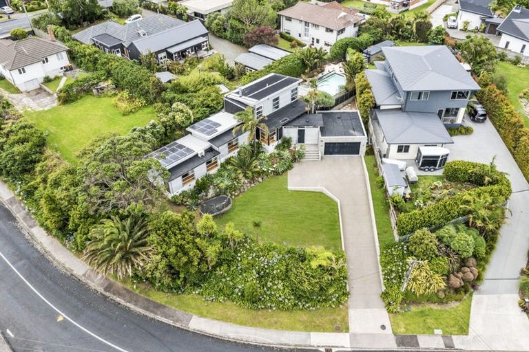 Photo of property in 10 Churchill Road, Cockle Bay, Auckland, 2014