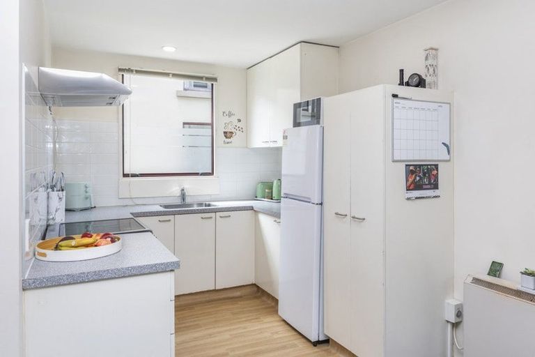 Photo of property in 8/16 Derby Street, St Albans, Christchurch, 8014