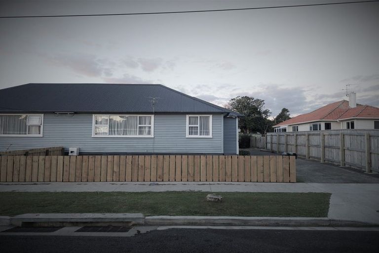 Photo of property in 5 List Street, Welbourn, New Plymouth, 4310