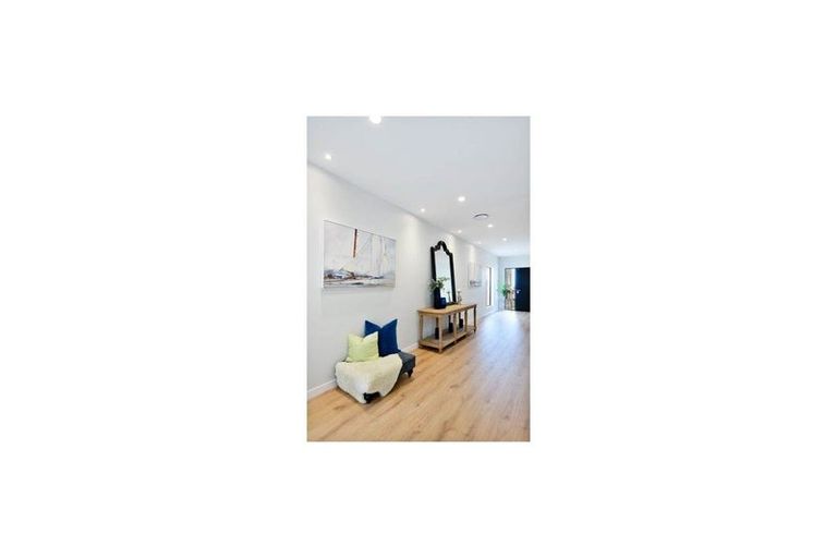 Photo of property in 39 Pacific Heights Road, Orewa, 0931