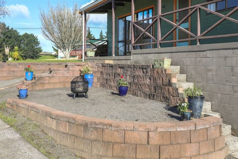 Photo of property in 25 Mcvie Road, Huntly, 3700