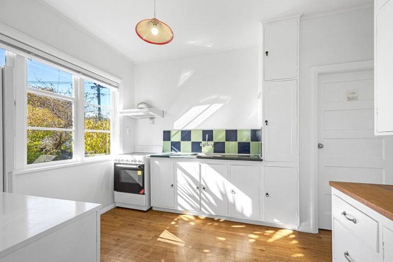 Photo of property in 33 Riley Crescent, Woolston, Christchurch, 8023