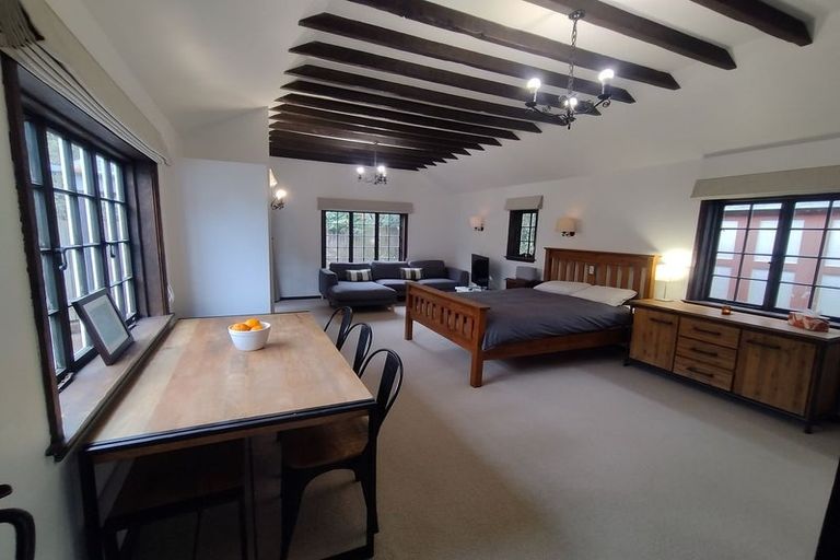 Photo of property in 19 Torwood Road, Khandallah, Wellington, 6035