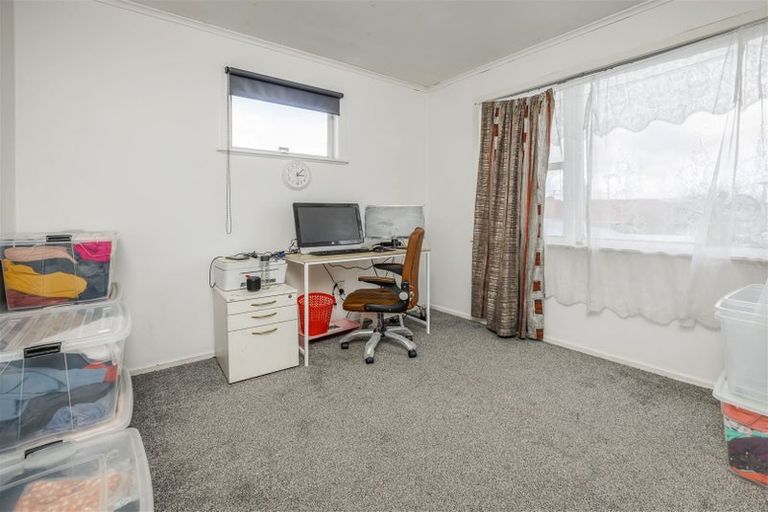 Photo of property in 26 Kohinoor Avenue, Mangere, Auckland, 2022