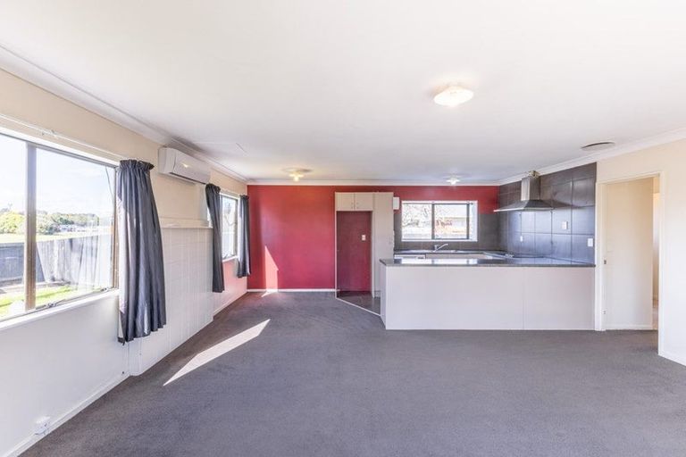 Photo of property in 129a Avalon Drive, Nawton, Hamilton, 3200
