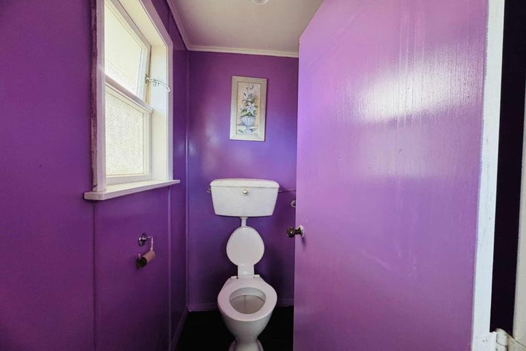 Photo of property in 19 Carson Street, Castlecliff, Whanganui, 4501