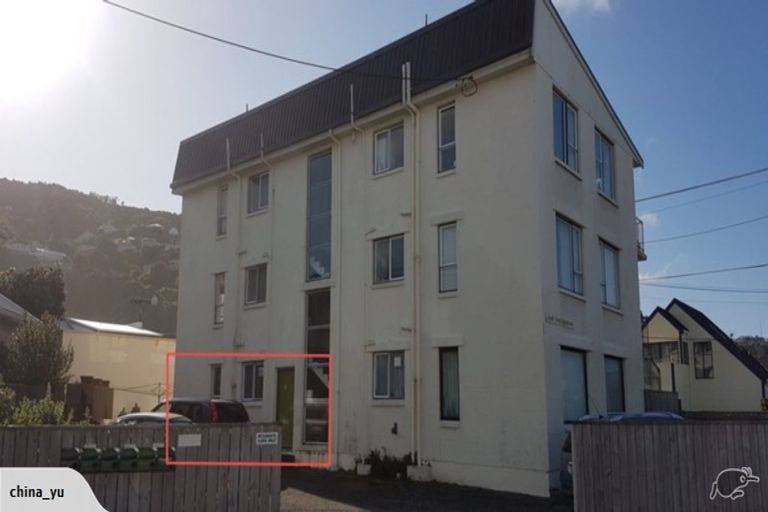 Photo of property in 102u1 Lyall Parade, Lyall Bay, Wellington, 6022