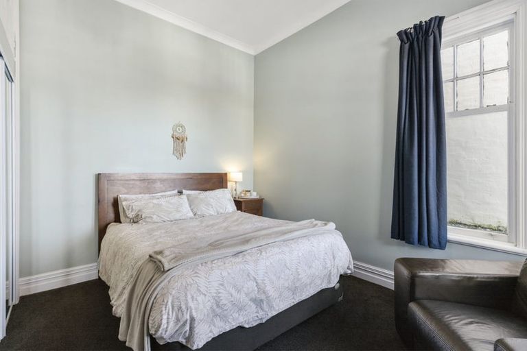 Photo of property in 28 Medway Street, Island Bay, Wellington, 6023
