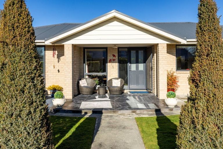 Photo of property in 240 Talbot Street, Geraldine, 7930