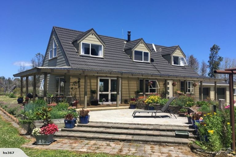 Photo of property in 138 Snodgrass Road, Westport, 7892