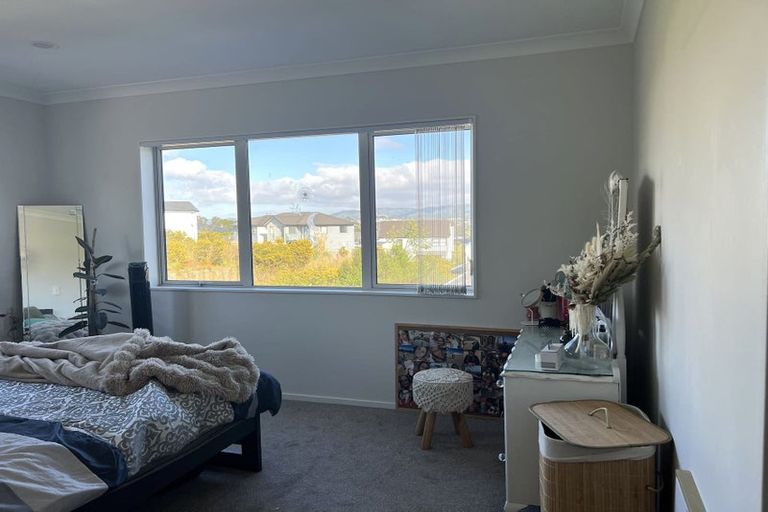Photo of property in 151 Tiriwa Drive, Massey, Auckland, 0614