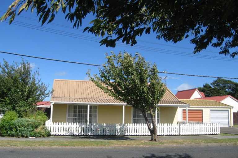Photo of property in 2d Mchardie Street, Trentham, Upper Hutt, 5018