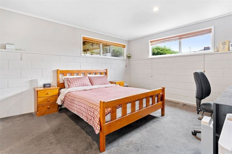 Photo of property in 4 Metcalfe Road, Ranui, Auckland, 0612