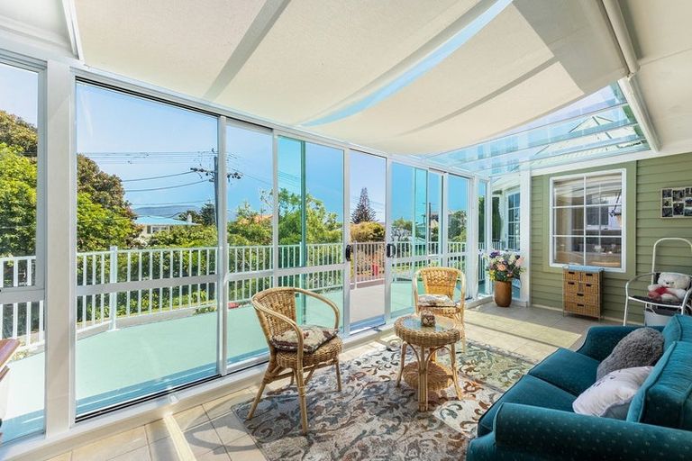 Photo of property in 10 Douglas Street, Paraparaumu Beach, Paraparaumu, 5032