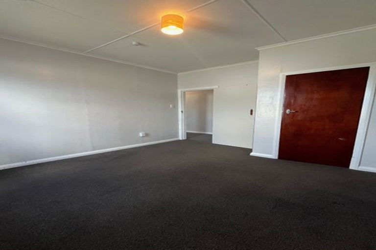 Photo of property in 23 Johnston Street, Foxton, 4814