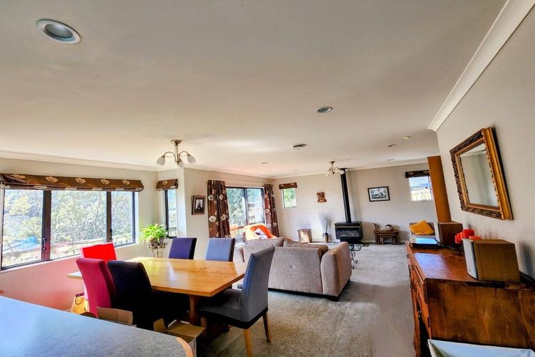 Photo of property in 3 Gybe Place, Whitby, Porirua, 5024