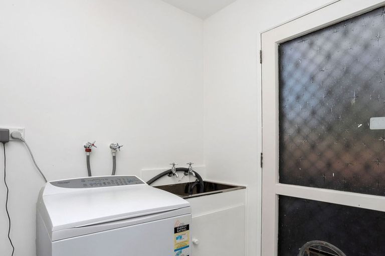 Photo of property in 8 Ashwood Street, Parklands, Christchurch, 8083