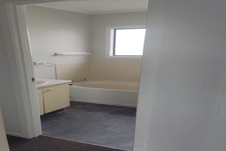 Photo of property in 30 Ngata Street, Palmerston North, 4410