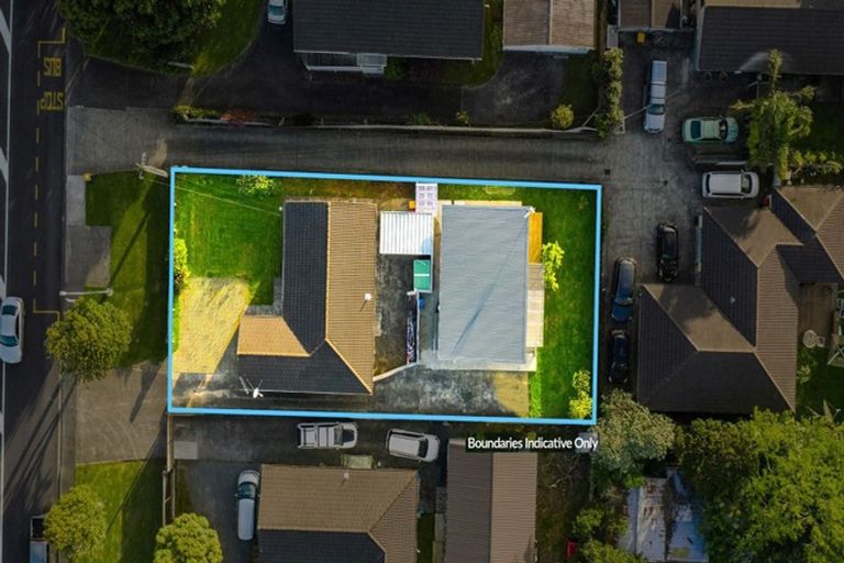 Photo of property in 337 Swanson Road, Ranui, Auckland, 0612