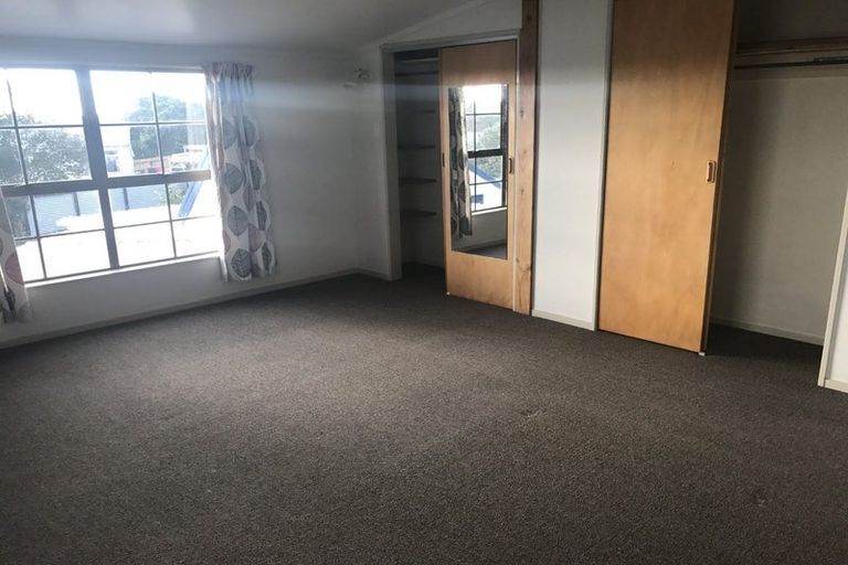 Photo of property in 14 Corinna Street, Welcome Bay, Tauranga, 3112