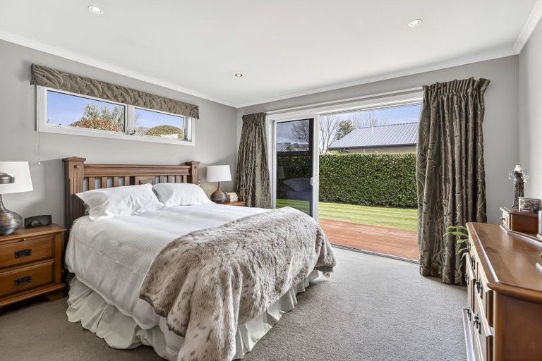 Photo of property in 1 Moncrieff Place, Wanaka, 9305