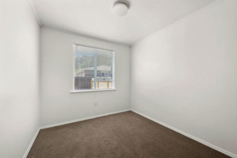 Photo of property in 49 Wilford Street, Wallaceville, Upper Hutt, 5018