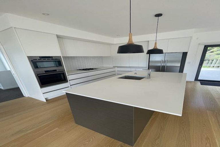 Photo of property in 9 Sargeson Way, Kaiwharawhara, Wellington, 6035