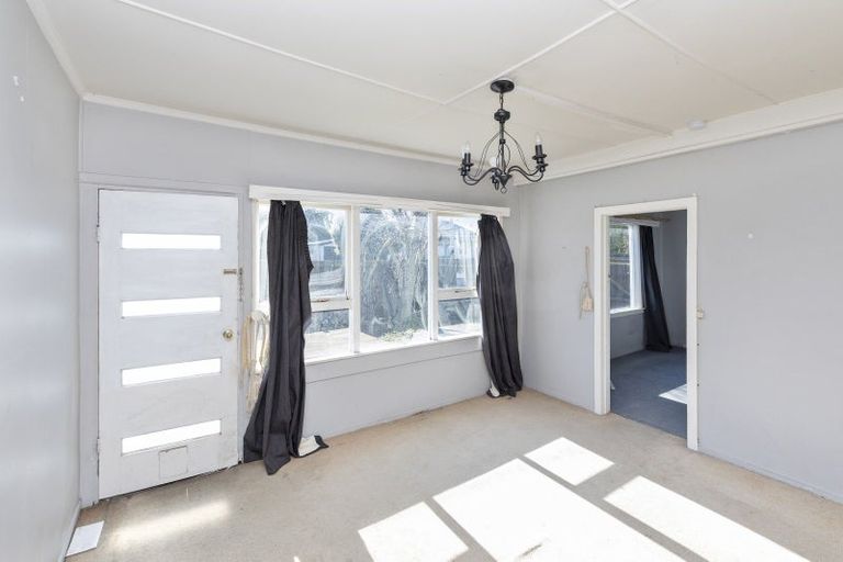 Photo of property in 8 Bass Street, Woolston, Christchurch, 8062