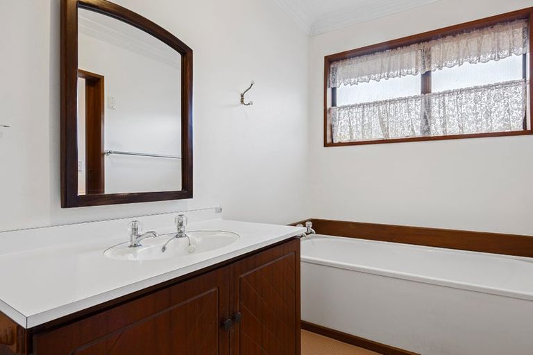 Photo of property in 15 Yellowstone Crescent, Burwood, Christchurch, 8083