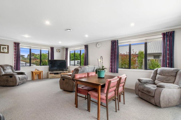 Photo of property in 17 Hammill Grove, Stoke, Nelson, 7011