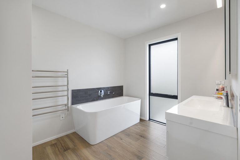 Photo of property in 144 Pharazyn Street, Maewa, Feilding, 4702