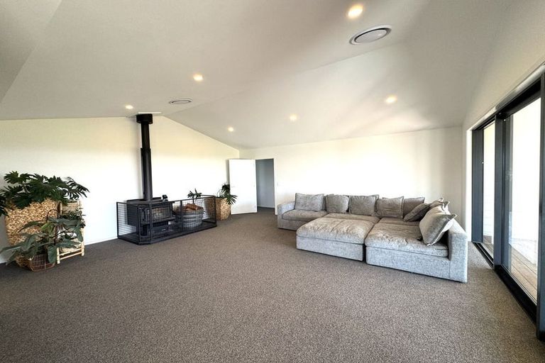 Photo of property in 12 Salcombe Street, Kaitangata, 9210