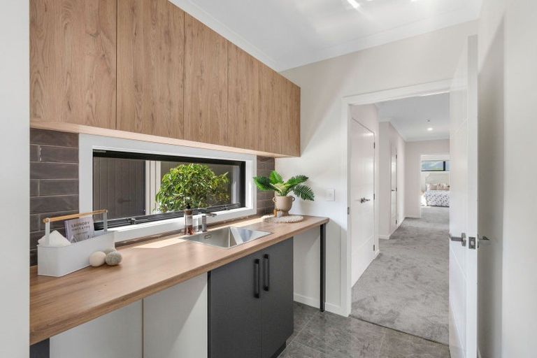 Photo of property in 26 Phoenix Palms Grove, Levin, 5510