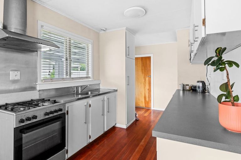 Photo of property in 73 Middle Road, Havelock North, 4130