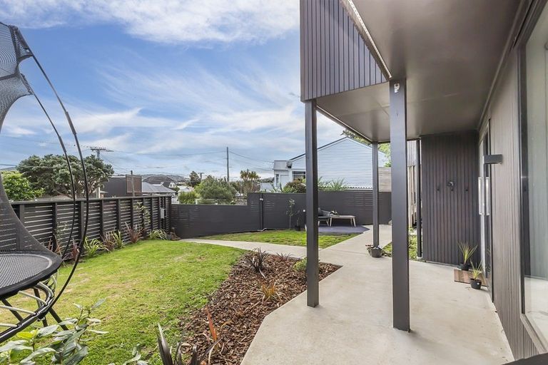 Photo of property in 64 Ira Street, Miramar, Wellington, 6022