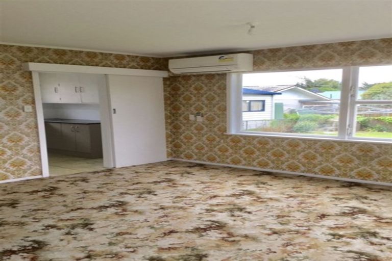 Photo of property in 2/79 Rimu Street, New Lynn, Auckland, 0600