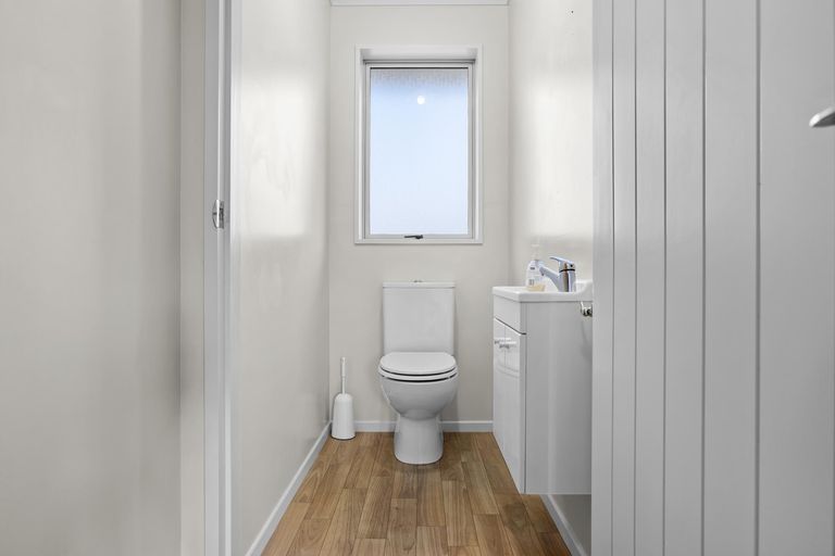 Photo of property in 87 Ostler Road, Twizel, 7901