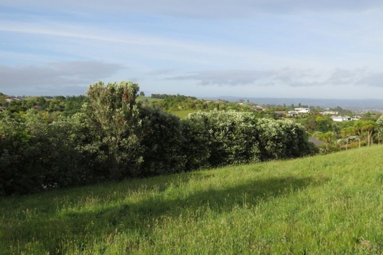 Photo of property in 19r Estates Terrace, Welcome Bay, Tauranga, 3175