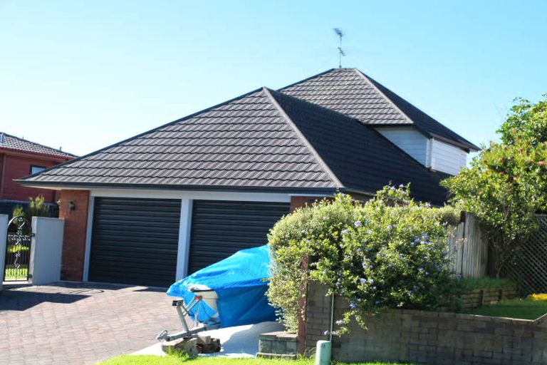 Photo of property in 1/4 Crescent Hills Court, Northpark, Auckland, 2013