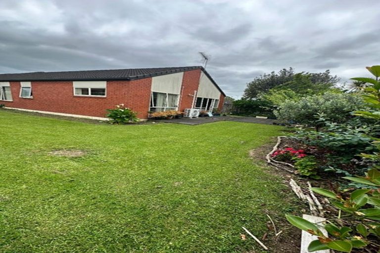 Photo of property in 6 Beragh Place, East Tamaki, Auckland, 2016