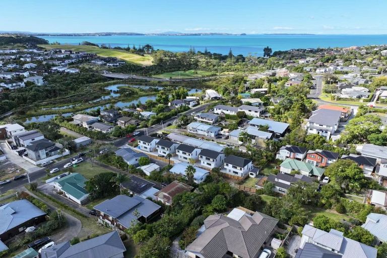 Photo of property in 20 Glenvar Road, Torbay, Auckland, 0630