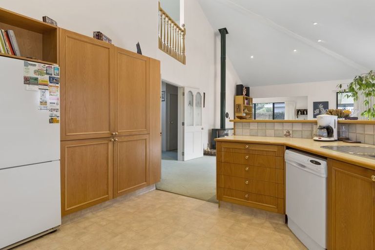Photo of property in 28 Seychelles Drive, Papamoa Beach, Papamoa, 3118