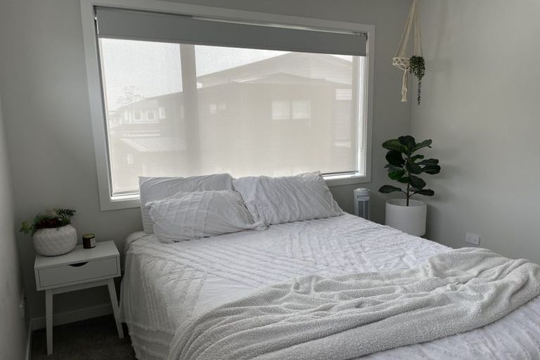 Photo of property in 2a Treloar Crescent, Hobsonville, Auckland, 0616