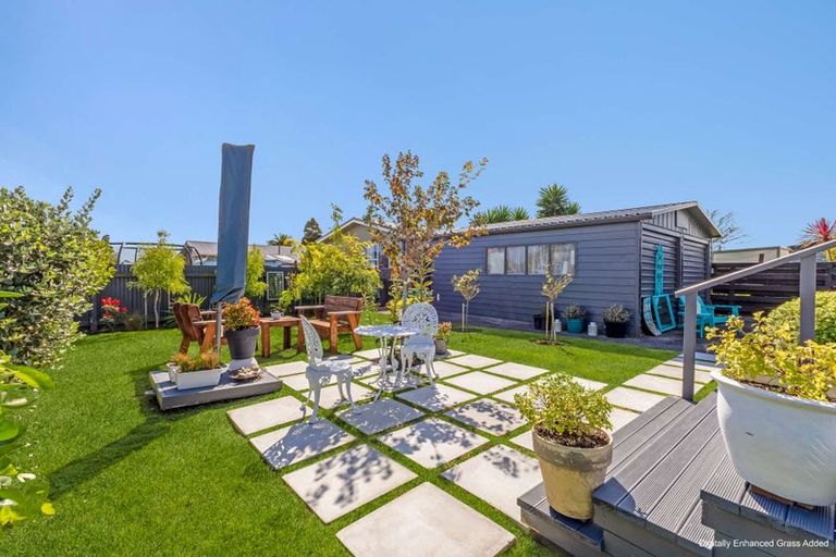 Photo of property in 39 Carey Street, Waitara, 4320