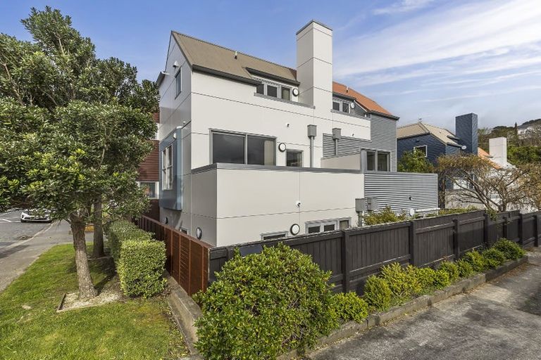 Photo of property in 12u1 Agra Crescent, Khandallah, Wellington, 6035