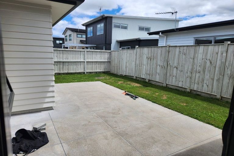 Photo of property in 63 Te Napi Drive, Takanini, 2112