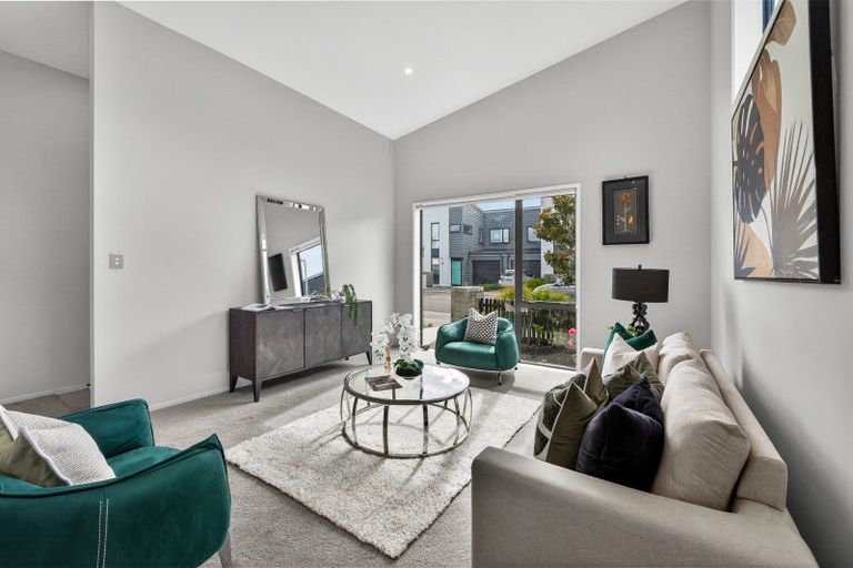 Photo of property in 17 Chaffinch Road, Hobsonville, Auckland, 0616