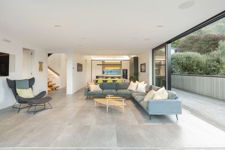 Photo of property in 109 Main Road, Governors Bay, Lyttelton, 8971